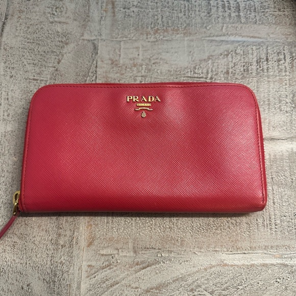 Prada Saffiano Long Wallet Leather Pink - Picture 1 of 2